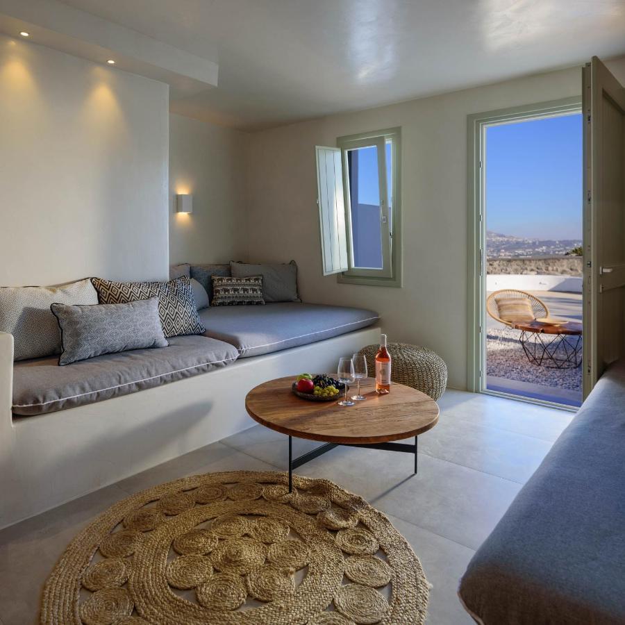Terra Blanca Suites Imerovigli  Exterior photo